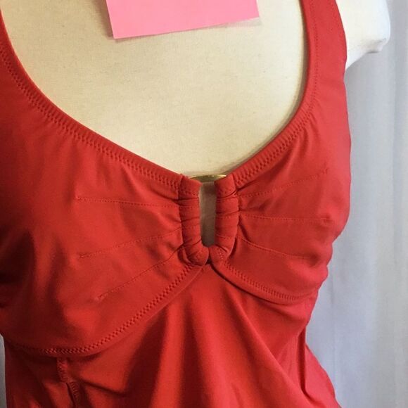 LANDS’ END swim suit with skirt type bottom - Picture 4 of 12